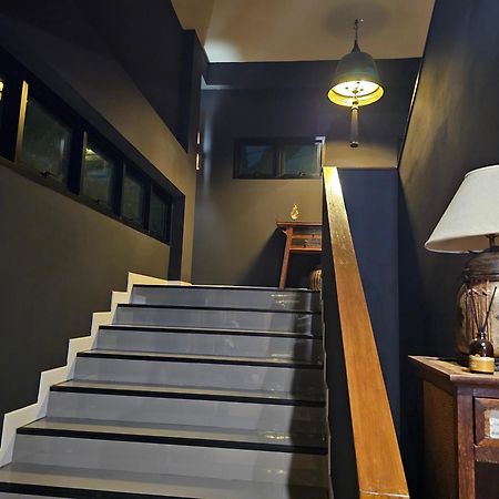 The Lantern Suites Ban Song Hong Esterno foto