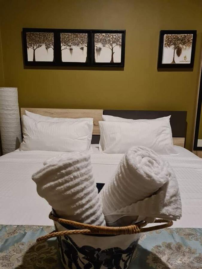 The Lantern Suites Ban Song Hong Esterno foto