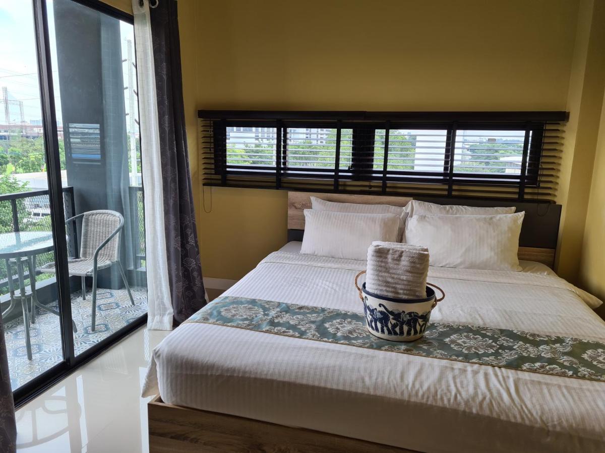 The Lantern Suites Ban Song Hong Esterno foto