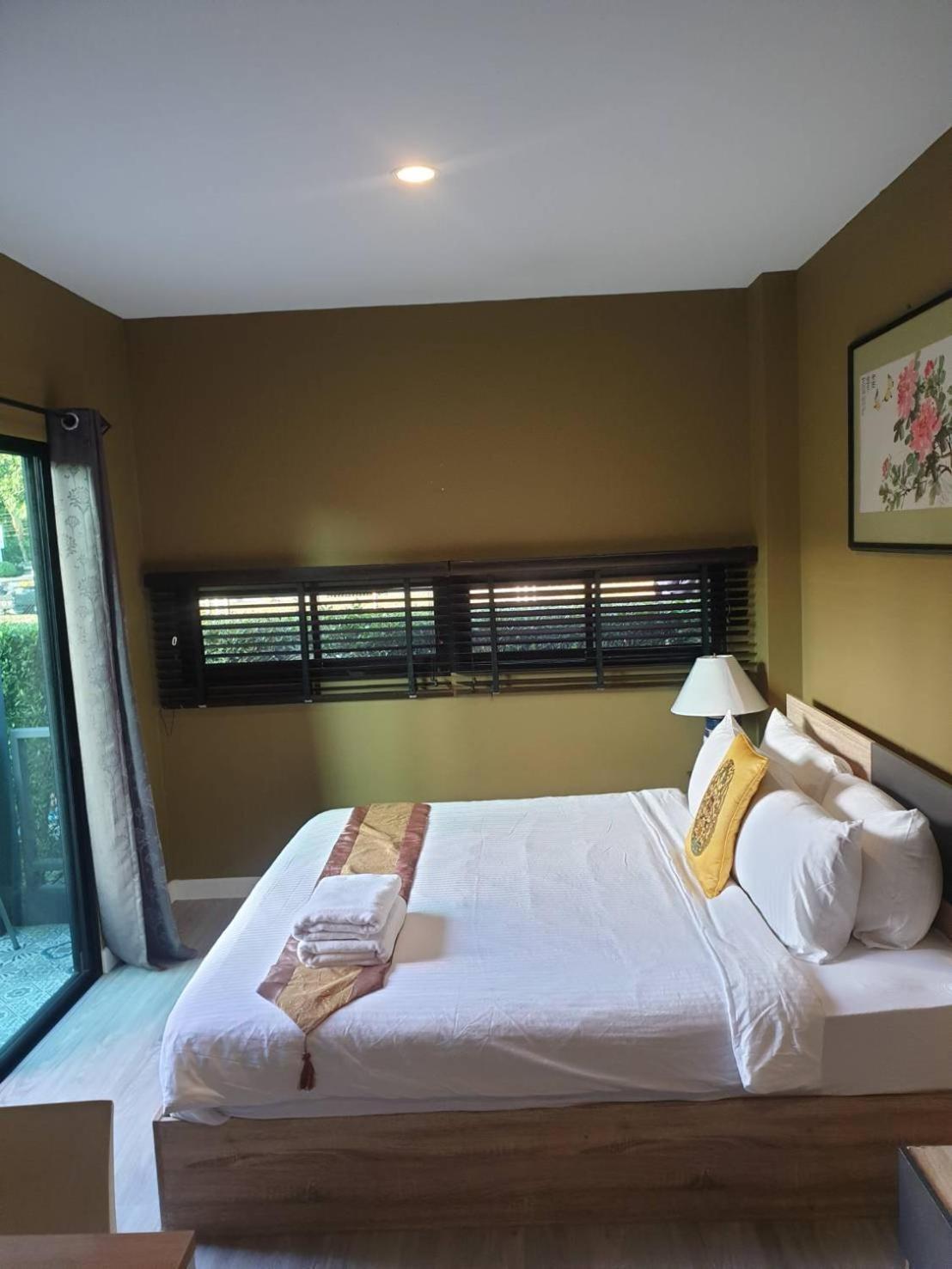 The Lantern Suites Ban Song Hong Camera foto